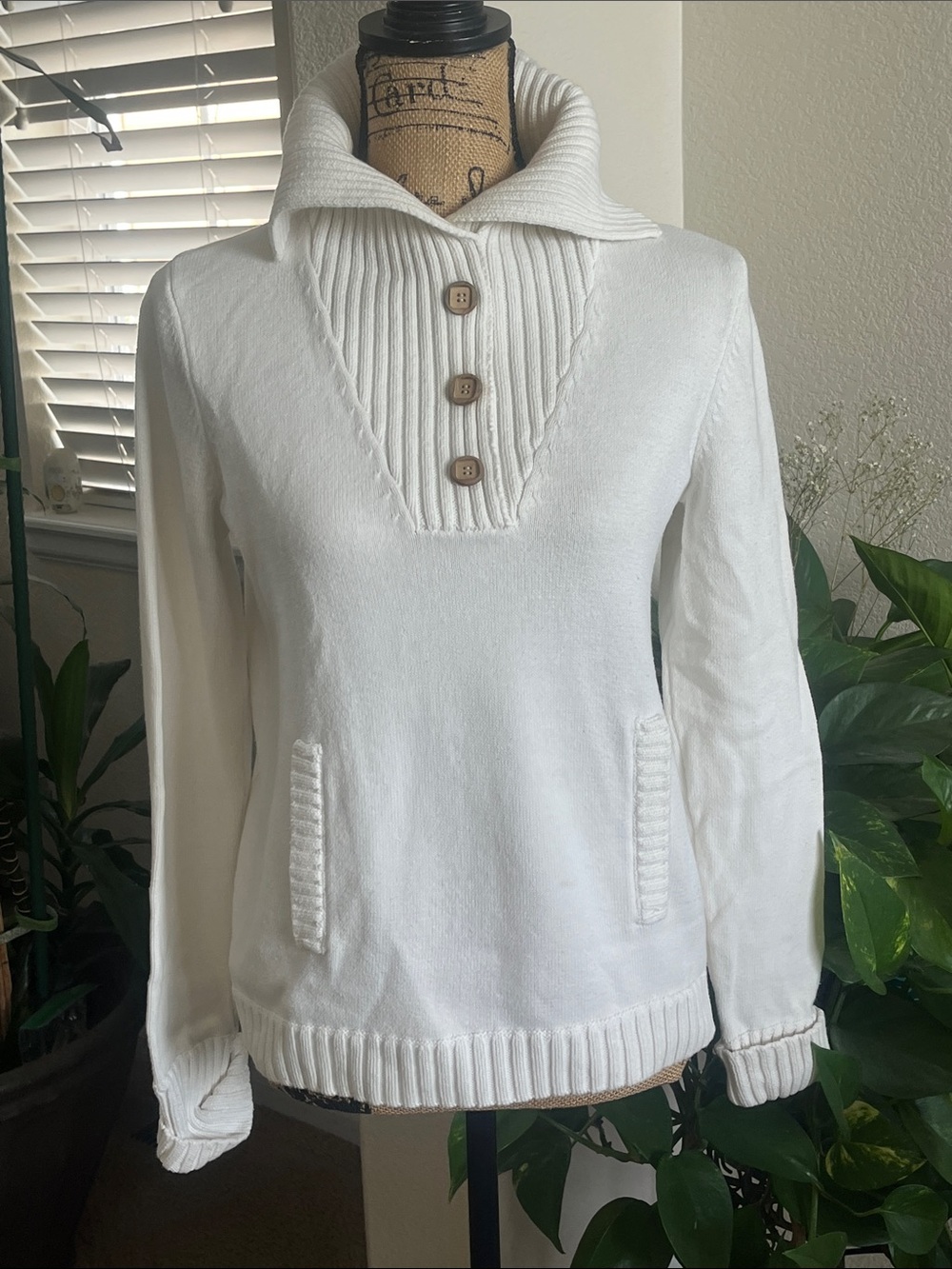 Women's White Pullover Sweater with Buttoned Rib Detail